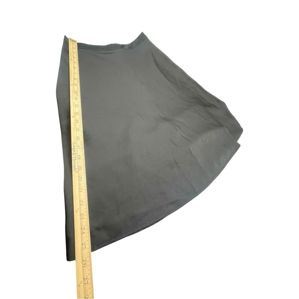 Liz Claiborne CAREER Elegant Black Skirt Size: 6 - Picture 2 of 6